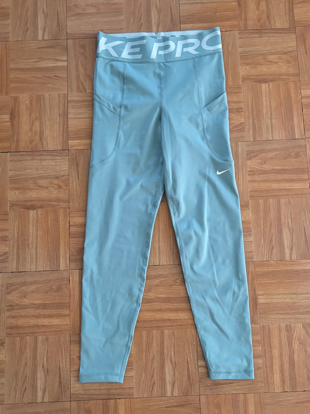 Nike Pro leggings size S